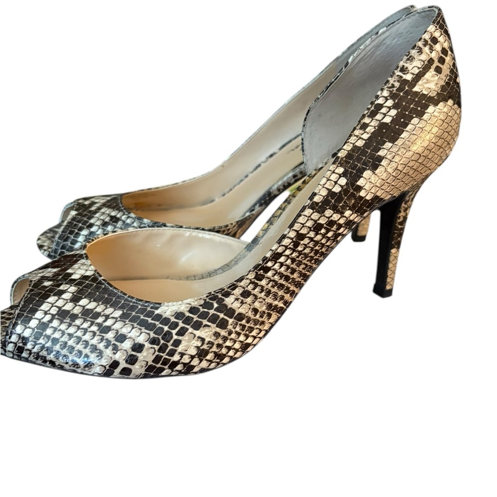 Marc Fisher Black and Cream Snakeskin‎ Heels